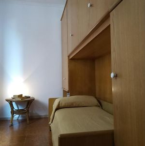 Camere Simili Ad Un Ostello Hostel-Like Rooms Taranto Exterior photo