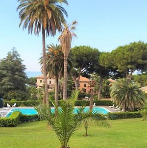 Casaviva - Beautiful Bilo With Shared Pool In Genova Nervi Appartamento Exterior photo