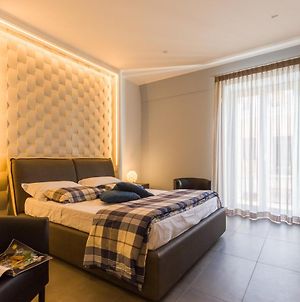 Dimora Ciociola Bed and Breakfast Manfredonia Exterior photo