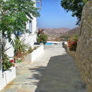 Villa With 3 Bedrooms In Paros, With Wonderful Sea View, Pool Access And Wifi - 1 Km From The Beach Exterior photo