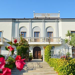 Hotel Villa Cerelis Diamante Exterior photo