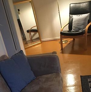 Roligt Centralt Beliggende Lejlighed I Torshavn Appartamento Exterior photo