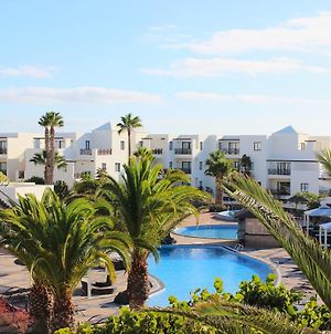 Vitalclass Lanzarote Resort Costa Teguise Exterior photo