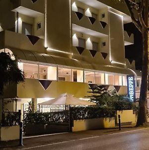 Hotel Beppe Rimini Exterior photo