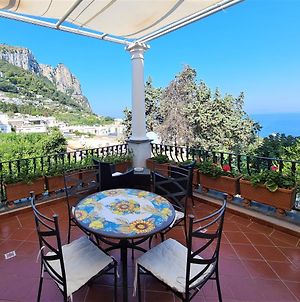 A varca ra neve Villa Capri Exterior photo