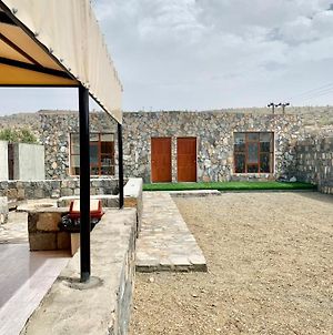 Stone Rest House Jebel Shams Villa Al Ḩamrāʼ Exterior photo