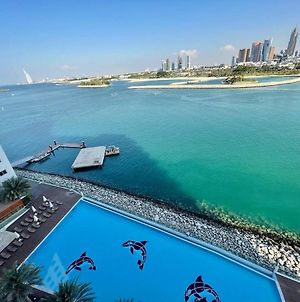 Luxury Apartmens Palm Jumeirah - Azure , Sea View ,Free Pool,Parking Appartamento Dubai Exterior photo