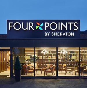 Four Points By Sheraton London Gatwick Airport Hotel Horley Exterior photo