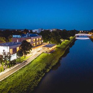 Hotel River Nitra Exterior photo
