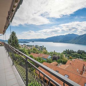 La Vista Appartamento con balcone vista lago Novara Exterior photo