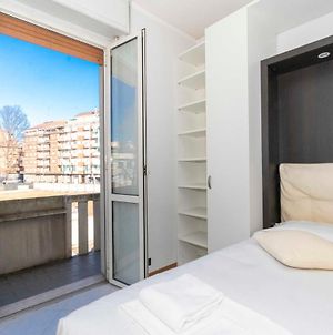 Mirafiori Balcony Apartment With Parking Torino Exterior photo