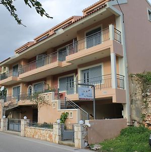 The Seasons Of Nickolas Appartamento Agia Efimia Exterior photo