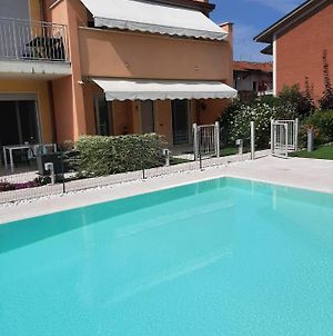 Nuova casa al lago con piscina Appartamento Desenzano del Garda Exterior photo