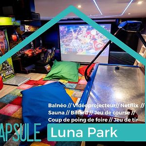 Capsule Luna Park - Sauna - Jeux D'Arcade - Jacuzzi - Billard - Netflix Appartamento Valenciennes Exterior photo