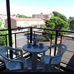 Cozy Apartment With Terrace In Excellent Location Bibione Exterior photo
