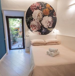 Rione Monti Studio Apt with private garden Appartamento Roma Exterior photo