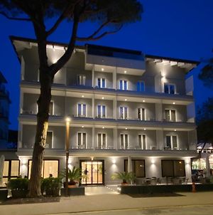 Hotel Balaton Riccione Exterior photo