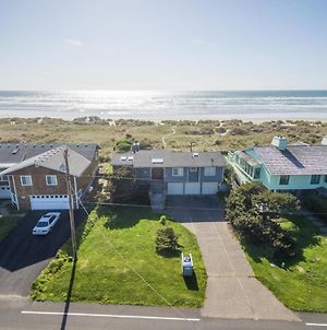 Daly'S Oceanfront House Villa Waldport Exterior photo