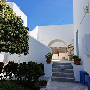 Villa Sophie Naoussa Exterior photo