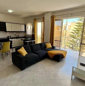 Sea View And Valley View Flat In Marsalforn Appartamento Exterior photo