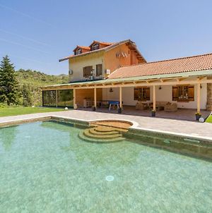 Nice Home In Belmonte Mezzagno With Wifi, Indoor Swimming Pool And Swimming Pool Exterior photo