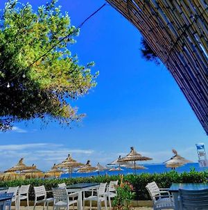 Cosmo Beach Hotel Durrës Exterior photo
