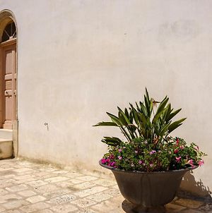 Dimora storica Maruggio Villa Exterior photo