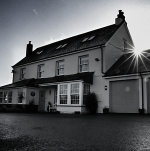 Melorne Farm Guest House Camelford Exterior photo