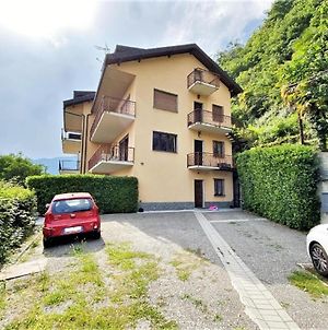 property in Maccagno con Pino e Veddasca VA Exterior photo