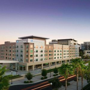Hyatt House La - University Medical Center Hotel Los Angeles Exterior photo