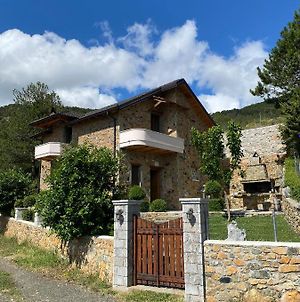Shtepia Tradites Gjinar Villa Elbasan Exterior photo