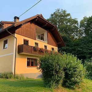 Haus Oswald Am See Bed and Breakfast Hermagor Exterior photo