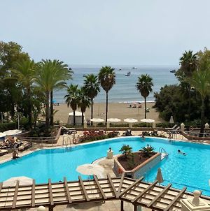 Marriott's Playa Andaluza, A Marriott Vacation Club Resort Estepona Exterior photo