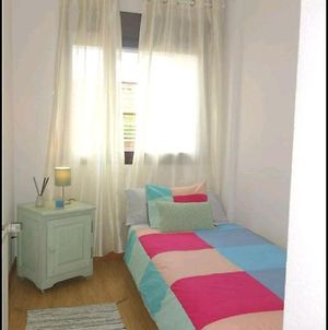 Perfecta Habitacion Para Chicas En Madrid Exterior photo