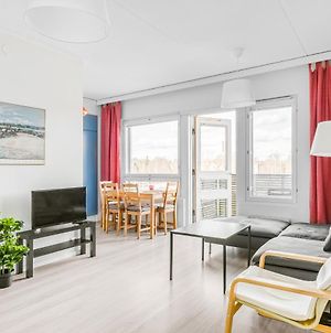 2Br For Five Helsinki Travellers With Parking Appartamento Exterior photo