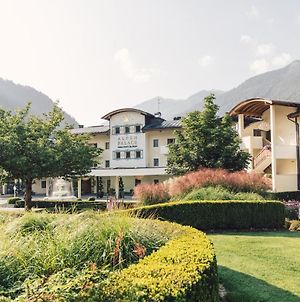 Alpenpalace Deluxe Hotel & Spa Resort Lutago Exterior photo