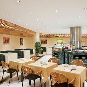 Holiday Inn Lisbon-Continental, An Ihg Hotel Lisbona Restaurant photo