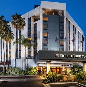 Doubletree By Hilton Carson Hotel Exterior photo
