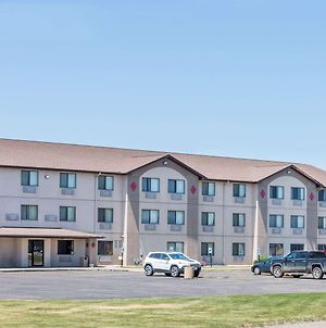 Super 8 By Wyndham Sioux City South Motel Exterior photo