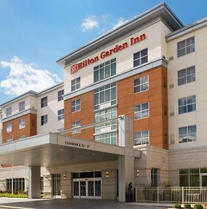 Hilton Garden Inn Rochester - University & Medical Center Exterior photo