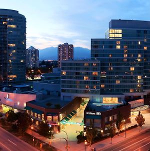 Hilton Vancouver Metrotown Hotel Burnaby Exterior photo