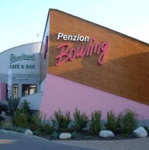 Penzion Bowling Liptovský Mikuláš Exterior photo