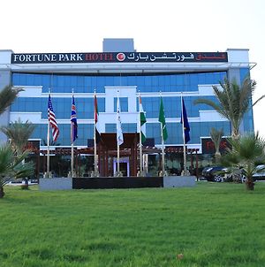 Fortune Park Hotel Dubai Exterior photo