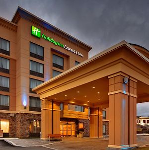 Holiday Inn Express Hotel & Suites Kingston Exterior photo