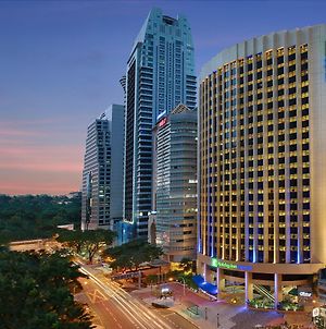 Holiday Inn Express Kuala Lumpur City Centre Exterior photo