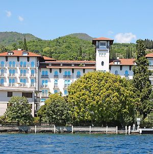 Hotel Savoy Palace Gardone Riviera Exterior photo