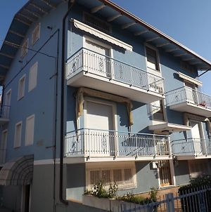 Appartamenti Muccioli Misano Misano Adriatico Exterior photo