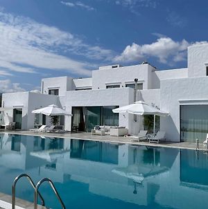 Villa Elia Waterfront Suites&Pool Corinto Exterior photo