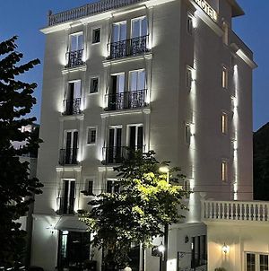 Ruby Palace Hotel Vlorë Exterior photo