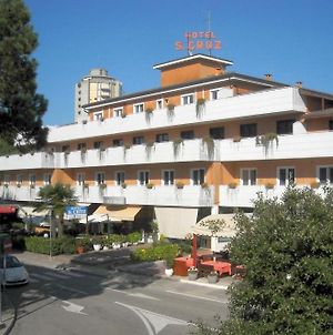 Hotel Santa Cruz Lignano Sabbiadoro Exterior photo